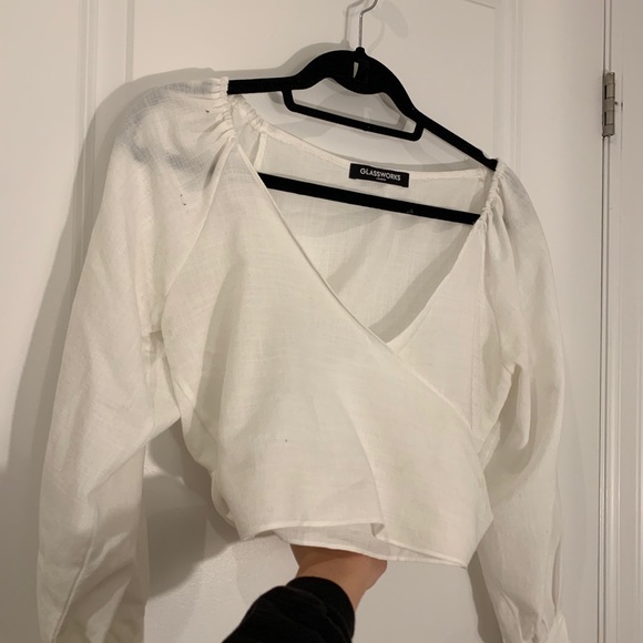 White wrap blouse - Picture 3 of 3